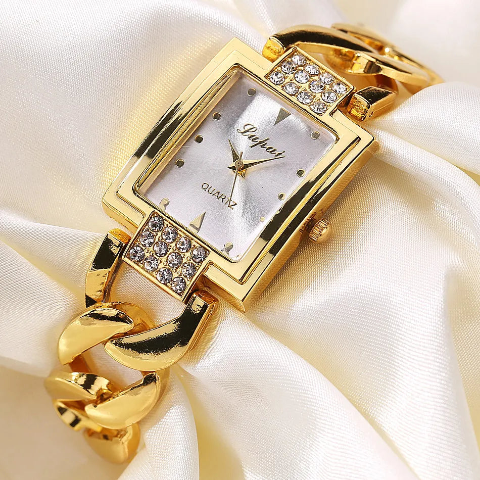 “Vintage Feminine Bracelet Wristwatch – Casual & Elegant”