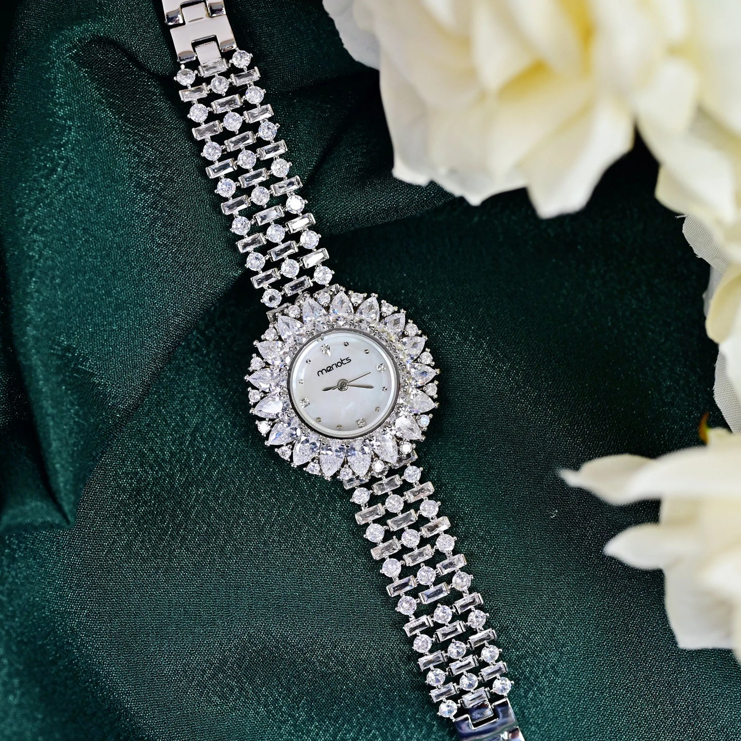 2024 Luxury Crystal Women’s Watch. High-End Fashion