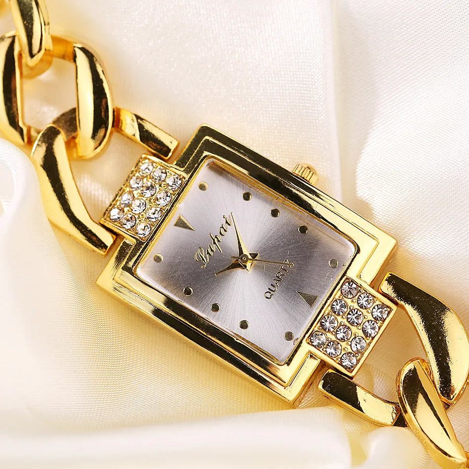 “Vintage Feminine Bracelet Wristwatch – Casual & Elegant”