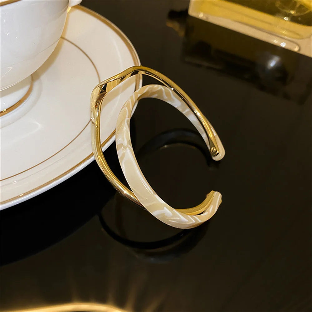 Elegant White Shell Open Bangle Bracelet – Luxury & Versatile