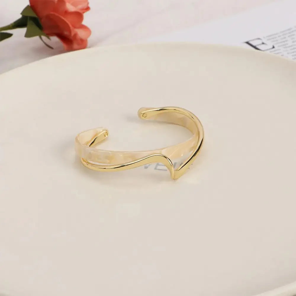 Elegant White Shell Open Bangle Bracelet – Luxury & Versatile